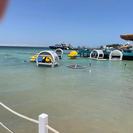 Serafy City Center Hostel And Pool For Foreigners Adults Only Hurghada Esterno foto