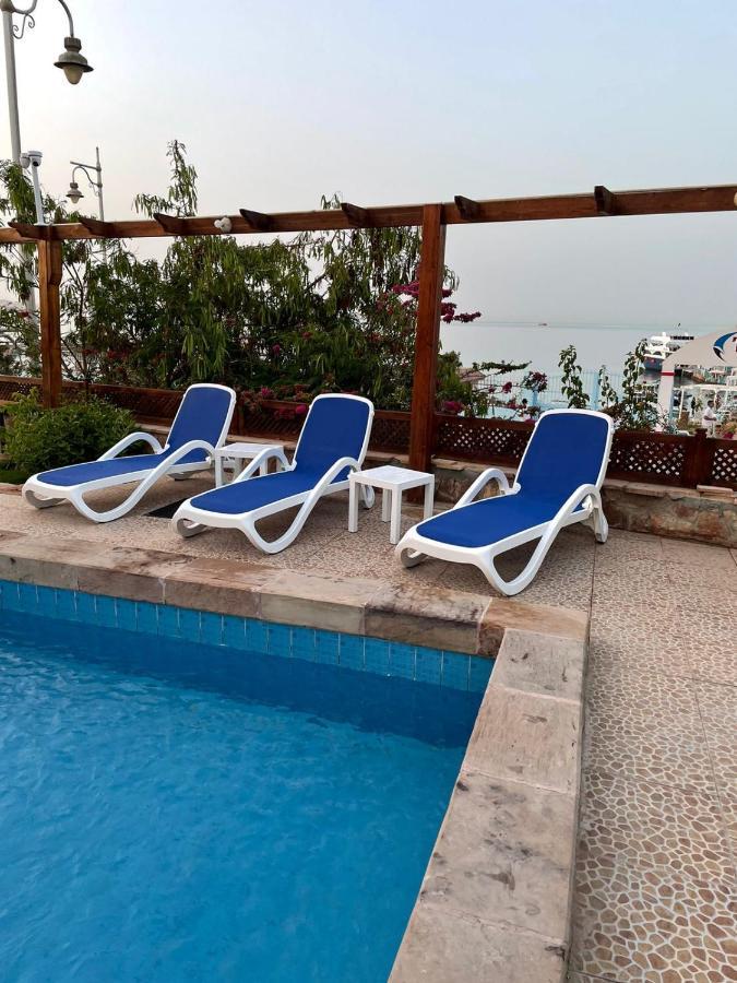 Serafy City Center Hostel And Pool For Foreigners Adults Only Hurghada Esterno foto