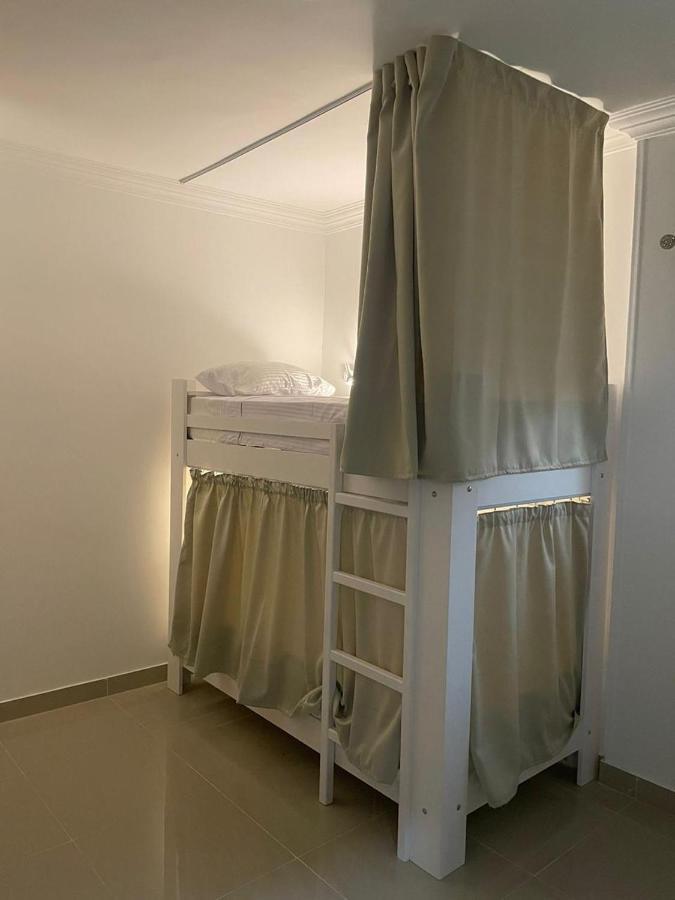Serafy City Center Hostel And Pool For Foreigners Adults Only Hurghada Esterno foto