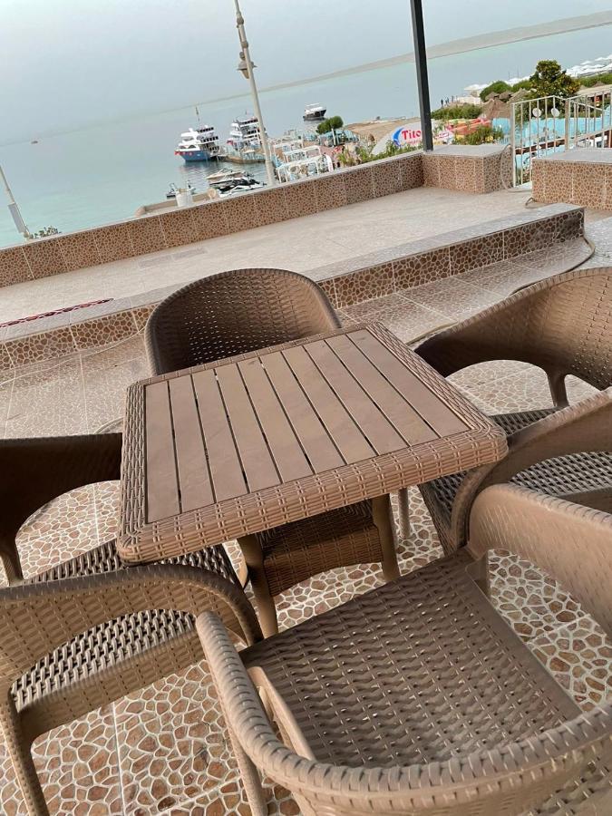 Serafy City Center Hostel And Pool For Foreigners Adults Only Hurghada Esterno foto