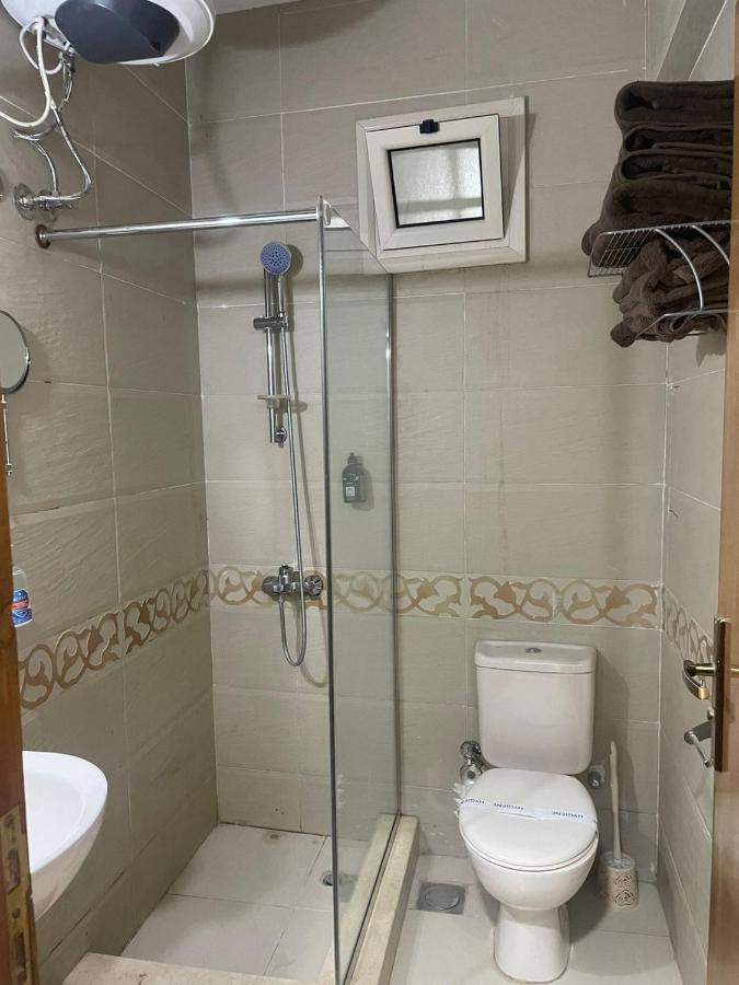 Serafy City Center Hostel And Pool For Foreigners Adults Only Hurghada Esterno foto