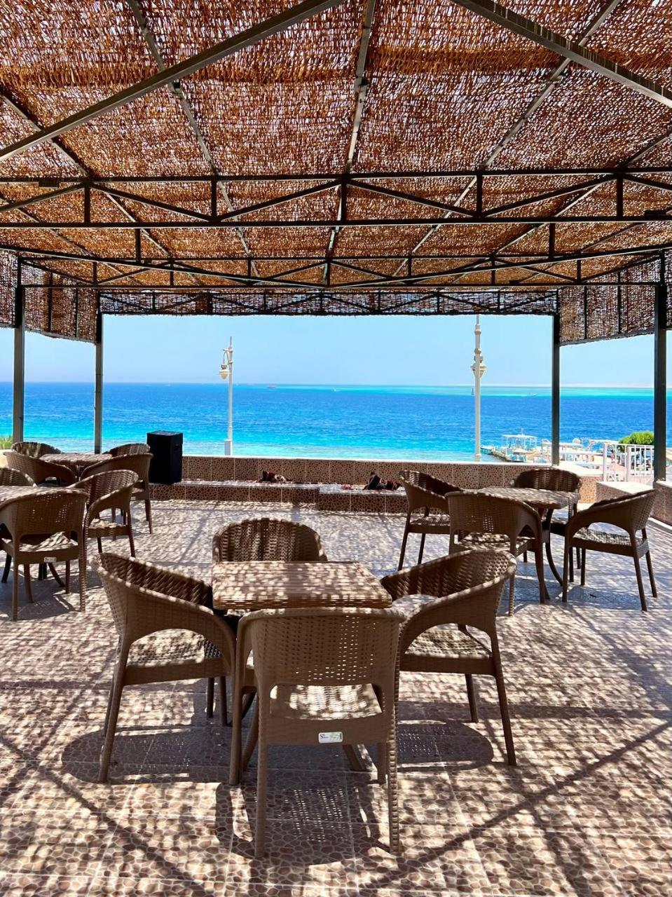 Serafy City Center Hostel And Pool For Foreigners Adults Only Hurghada Esterno foto
