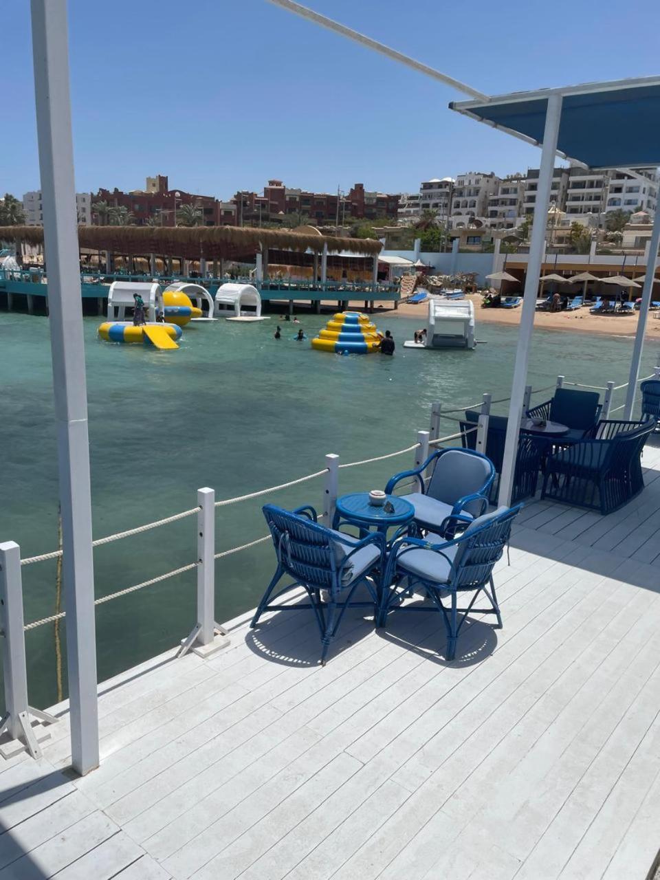 Serafy City Center Hostel And Pool For Foreigners Adults Only Hurghada Esterno foto